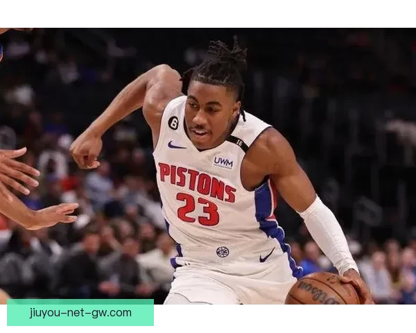 艾维称耶稣治愈膝盖伤病 核磁共振检查后公牛宣布赛季报销